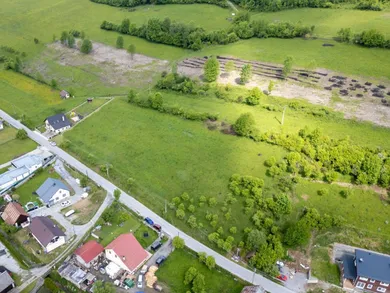Na predaj pozemok, 917 m², Horný Vadičov