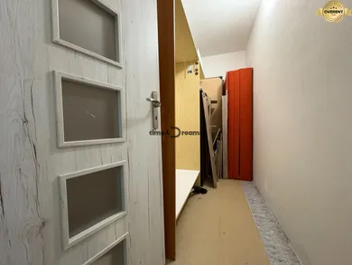 Na predaj 3-izbový byt, 84 m², Levice
