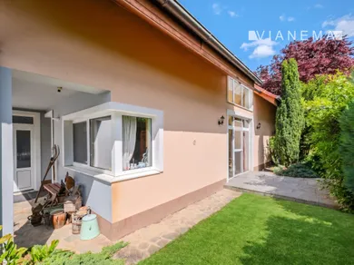 Na predaj 3-izbový dom, 250 m², Moravany nad Váhom, Lúčna