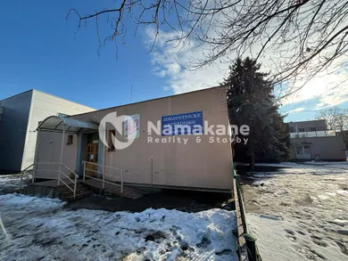Na predaj objekt, 250 m², Nové Zámky, Komárňanská