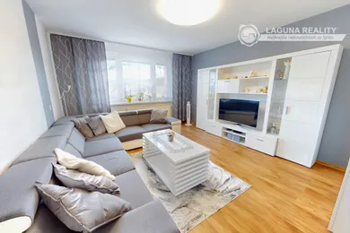 Byty na predaj 3-izbový, Spišská Nová Ves · €145 000
