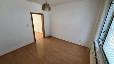Na predaj 3-izbový byt, 72 m², Partizánske, Malinovského