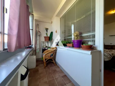 Na predaj 3-izbový byt, 77 m², Bratislava-Petržalka, Znievska