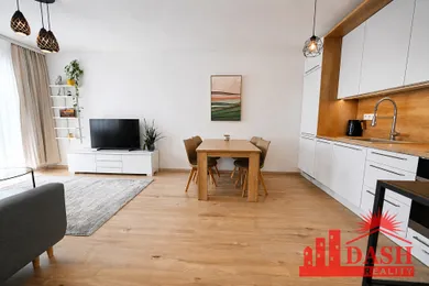 Na predaj 3-izbový byt, 72 m², Trenčín, Zlatovská