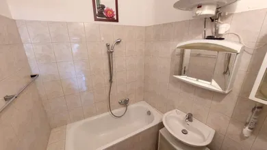 Na predaj 2-izbový byt, 76 m²