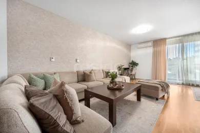 Na predaj 4-izbový byt, 124 m², Bratislava-Karlova Ves, Staré Grunty