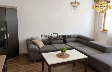 Mieszkania na sprzedaż, 4-pokojowe, Levice · €115 000