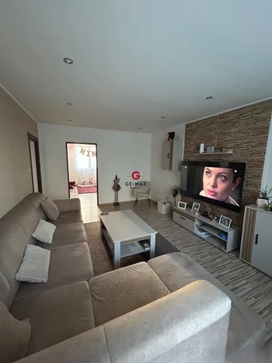 Na predaj 3-izbový byt, 68 m², Trebišov, Hodvábna