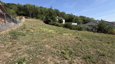 Na predaj pozemok, Kolíňany, Hlavná
