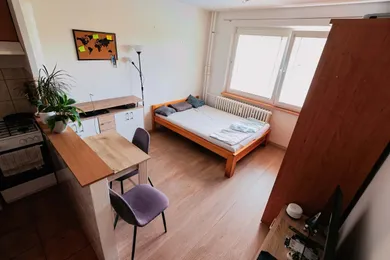Na prenájom 1-izbový byt, 25 m², Žilina, Trnavská