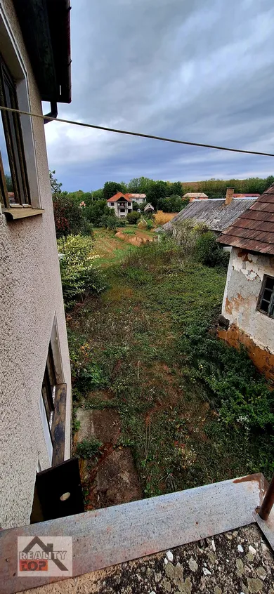 Na predaj 5-izbový dom, 432 m², Studená