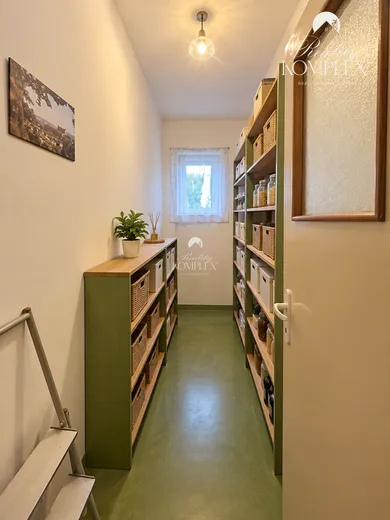 Na predaj 4-izbový dom, 79 m², Komárno, Dlhá