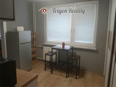 Na predaj 1-izbový byt, 34 m², Komárno