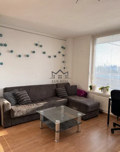 Mieszkania na sprzedaż, 4-pokojowe, Bratislava-Nové Mesto · €370 000