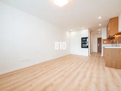Na predaj 3-izbový byt, 60 m², Nitra