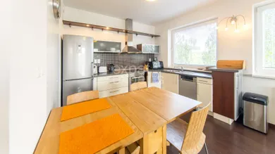 Na prenájom 2-izbový byt, 51 m², Bratislava-Karlova Ves, Nad lúčkami