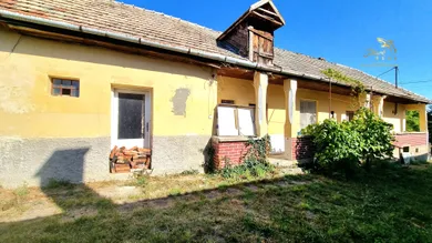 Na predaj 3-izbový dom, 123 m², Veľké Ozorovce, Mariánske námestie