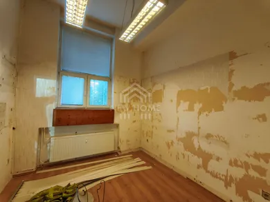 Na prenájom komerčné, 81 m², Bratislava-Ružinov, Trnavská cesta