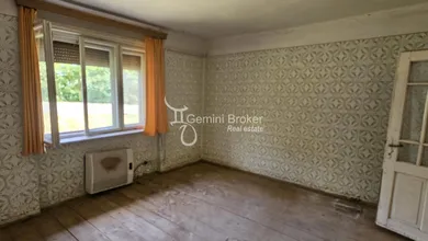 Na predaj 2-izbový dom