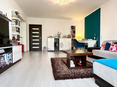Na prenájom 4-izbový byt, 110 m², Komárno