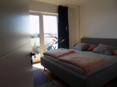 Na predaj 3-izbový byt, 76 m², Stupava, dlhá
