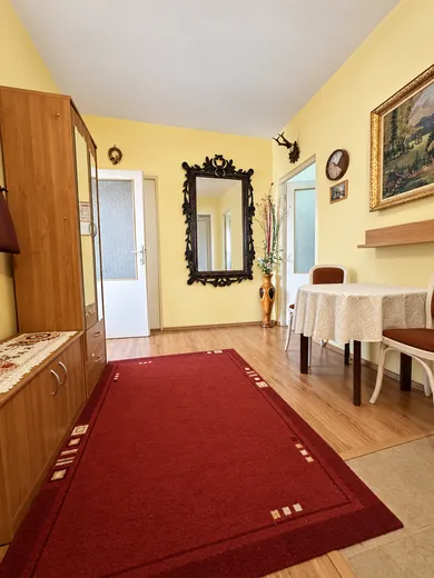 Na predaj 2-izbový byt, 61 m², Brezno, Dr Clementisa