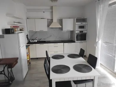 Na prenájom 3-izbový byt, 84 m², Dunajská Lužná, Orechová
