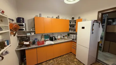 Na predaj 3-izbový byt, 98 m², Bratislava-Staré Mesto, Dobrovičova