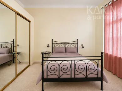 Byty na predaj 3-izbový, Bratislava-Staré Mesto · €350 000