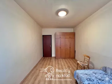 Na predaj 3-izbový byt, 78 m², Nové Zámky, J. Kráľa