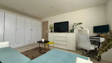 Na prenájom 2-izbový byt, 59 m², Levice, Tyršova ul.