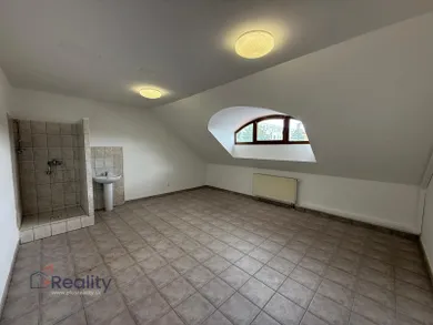 Na prenájom objekt, 30 m², Dunajská Streda