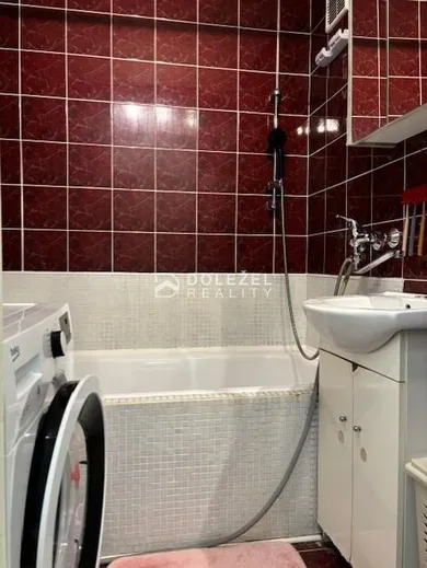Na predaj 1-izbový byt, 36 m², Košice-Západ, Petzvalova