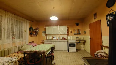 Na predaj dom, 90 m², Skýcov