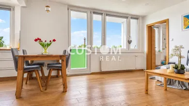 Na predaj 3-izbový byt, 70 m², Žilina, Revolučná