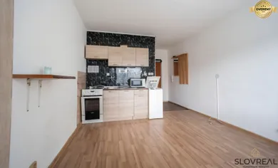 Eladó lakások, 1-szobás, Žiar nad Hronom · €28 500