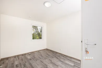 Lokale komercyjne na wynajem, Nitra · €180