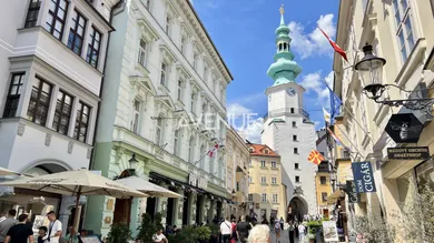 Lokale komercyjne na wynajem, Bratislava-Staré Mesto · €500