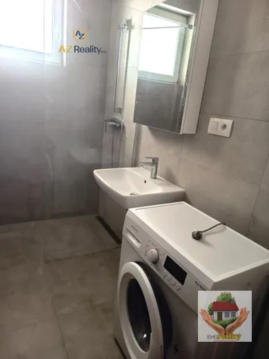 Na prenájom 2-izbový byt, 66 m², Nové Zámky