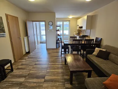 Na predaj 3-izbový byt, 60 m², Veľký Slavkov