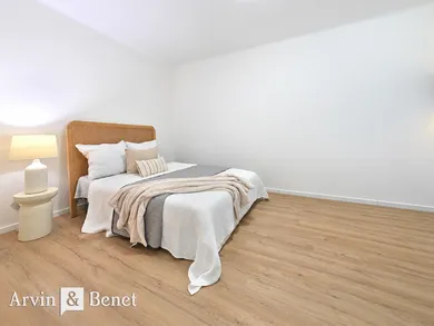 Na predaj 3-izbový byt, 54 m², Bratislava-Nové Mesto, Jiskrova