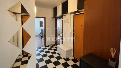 Na predaj 3-izbový byt, 63 m², Košice-Sídlisko Ťahanovce