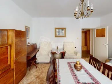 Na predaj 2-izbový byt, 71 m², Bratislava-Nové Mesto, Skalická cesta