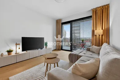 Na prenájom 2-izbový byt, 53 m², Bratislava-Ružinov, Prístavná