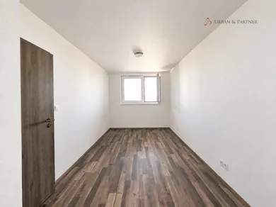 Na predaj 2-izbový byt, 43 m², Bratislava-Petržalka