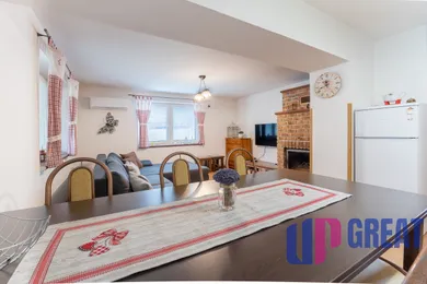 Na predaj 4-izbový dom, 139 m², Mojtín