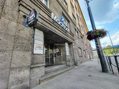 Na prenájom komerčné, 33 m², Bratislava-Staré Mesto, Štefánikova