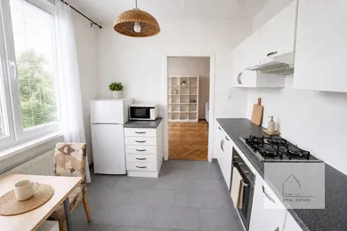 Eladó lakások, 2-szobás, Levice · €119 000