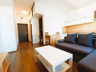 Na predaj 2-izbový byt, 41 m², Bratislava-Dúbravka