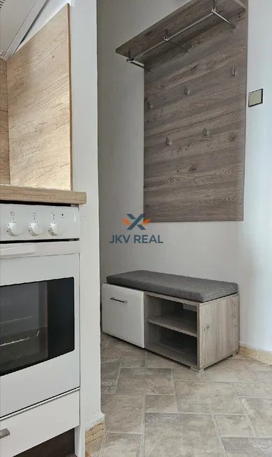 Na prenájom 1-izbový byt, 37 m², Prievidza, Bojnická cesta